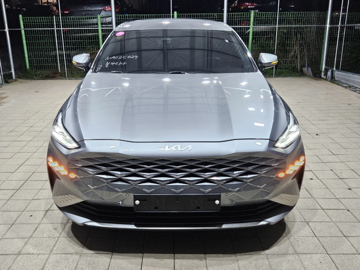 Kia K8 Гаранция, Сервиз, Резервни части Реални км - изображение 2