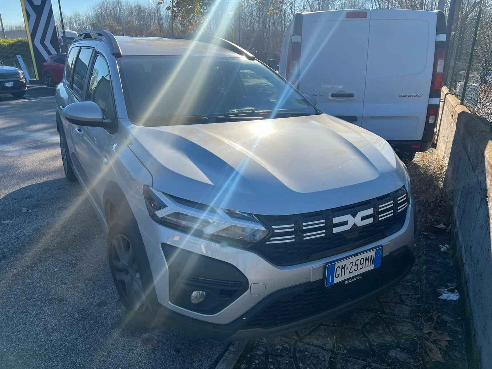 Dacia Jogger 1.0Tce 100hp* LED* NAVI* LPG* 6+ 1* 2023* 75600 | Mobile.bg   15