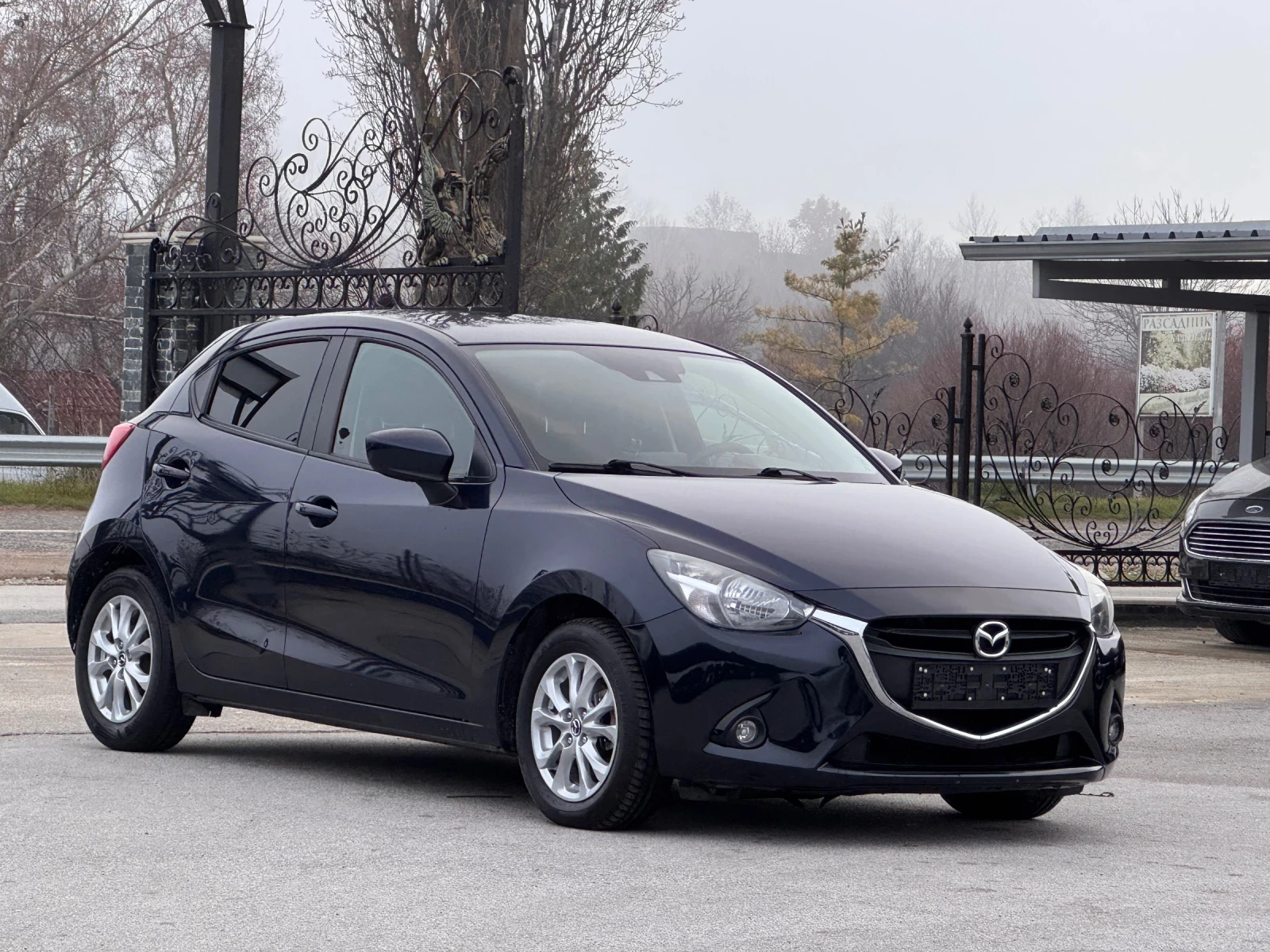 Mazda 2 1.5 SKYACTIV ИТАЛИЯ - изображение 3