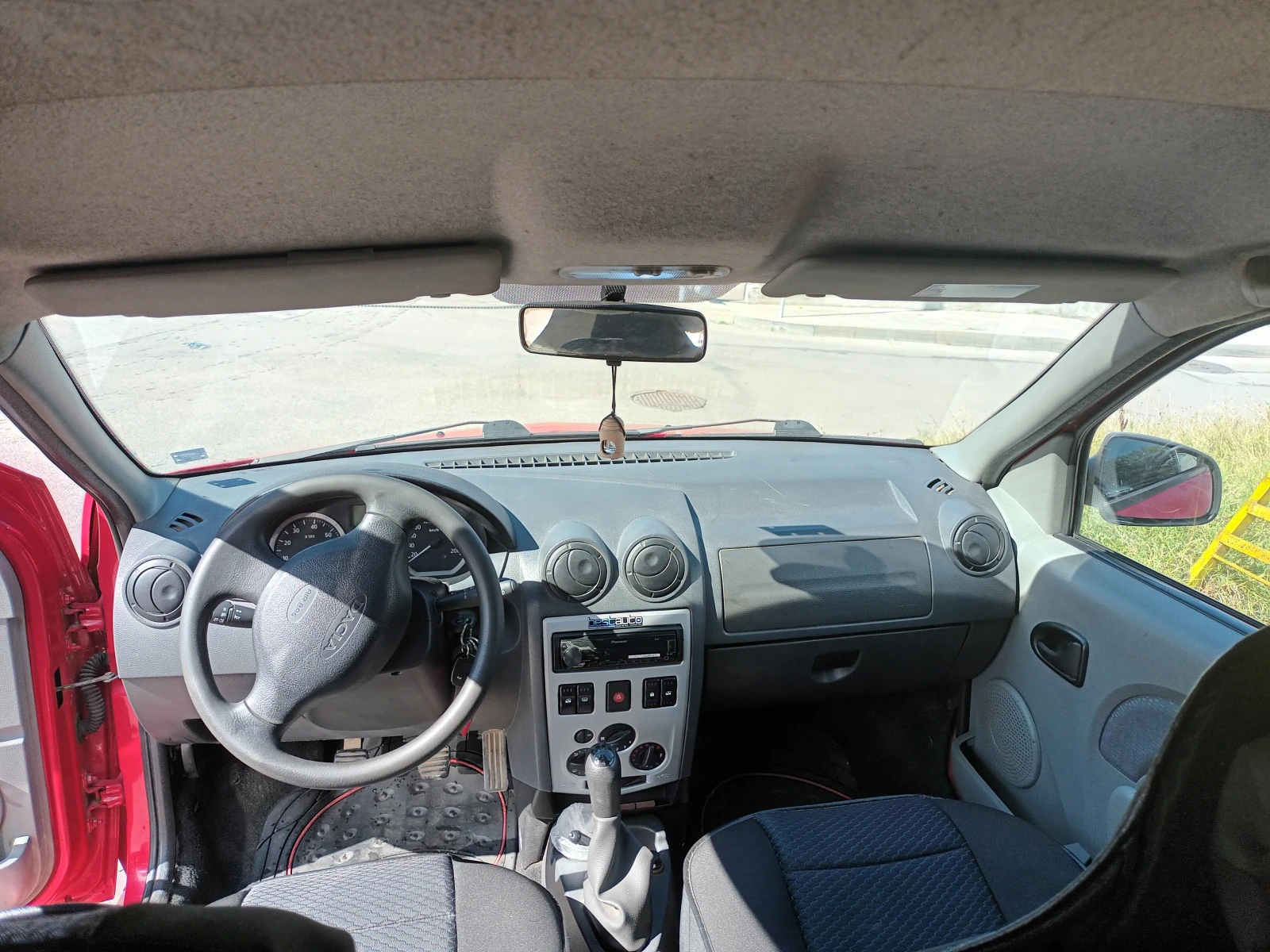 Dacia Logan 1.5DCI, снимка 7 - Автомобили и джипове - 53849967