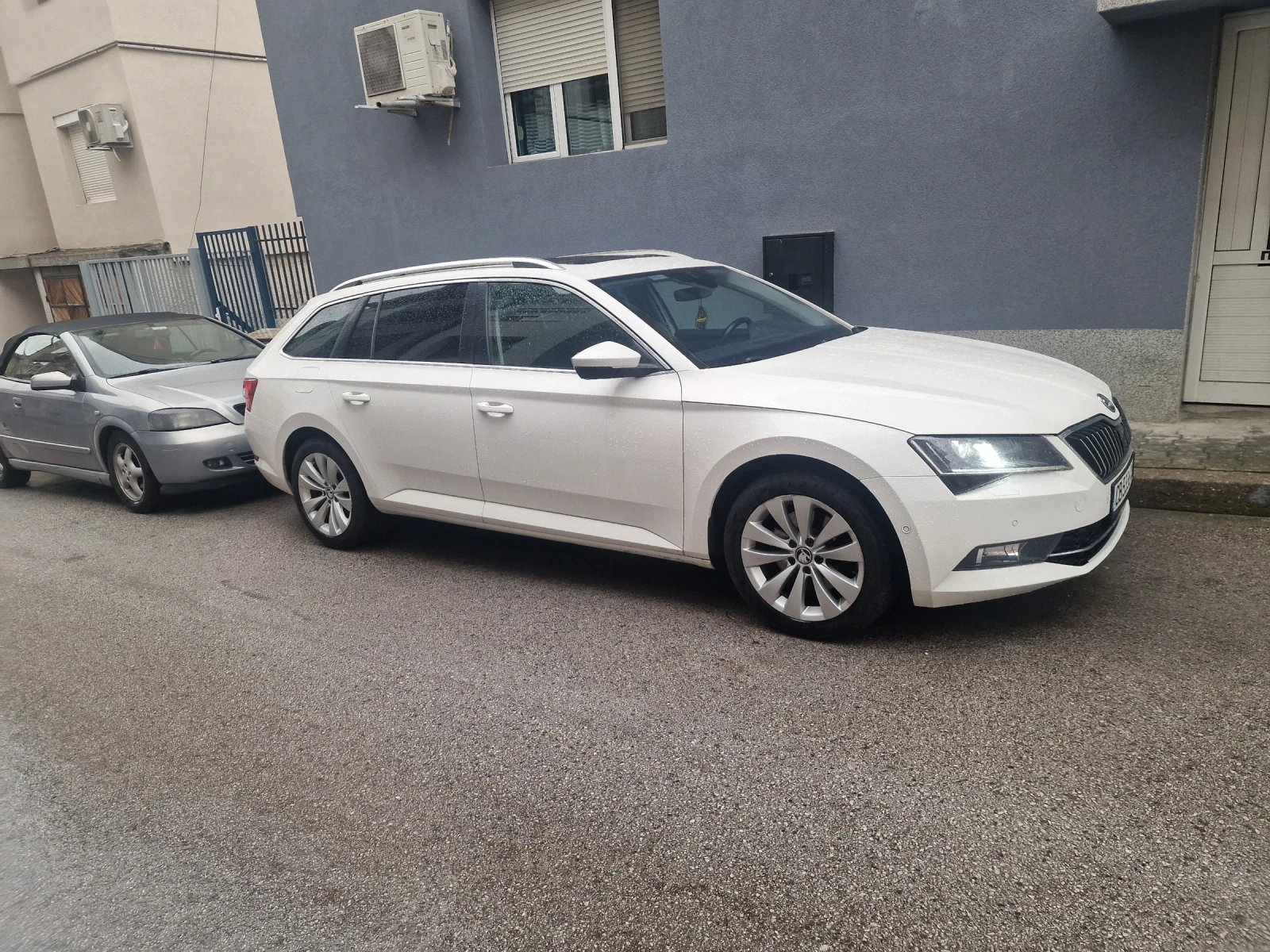 Skoda Superb 2.0 TDI 4x4 190Hp, снимка 12 - Автомобили и джипове - 53891770