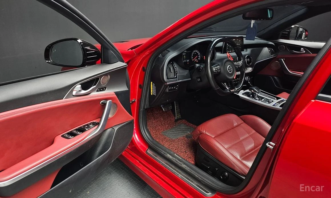 Kia Stinger AWD* 3.3T* КАМЕРИ* 360* ШИБИДАХ* , снимка 7 - Автомобили и джипове - 54146769