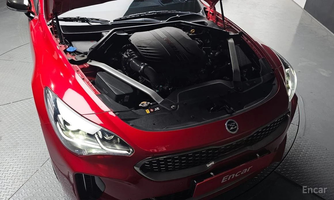 Kia Stinger AWD* 3.3T* КАМЕРИ* 360* ШИБИДАХ* , снимка 17 - Автомобили и джипове - 54146769