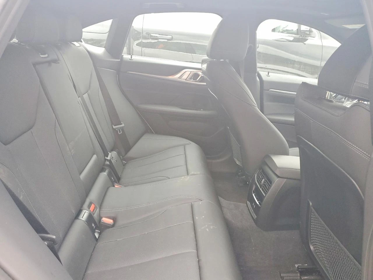 BMW i4 eDrive35 Gran Coupe, снимка 10 - Автомобили и джипове - 54198040