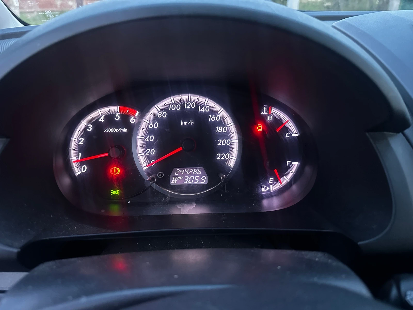 Mazda 5, снимка 8 - Автомобили и джипове - 54339710