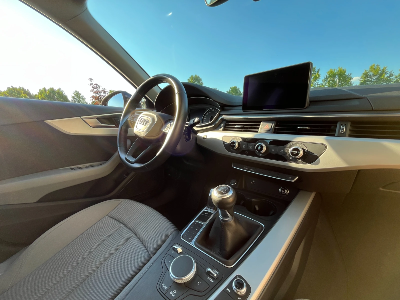Audi A4 Топ* Като Нова* Нов Внос* , снимка 9 - Автомобили и джипове - 54591055