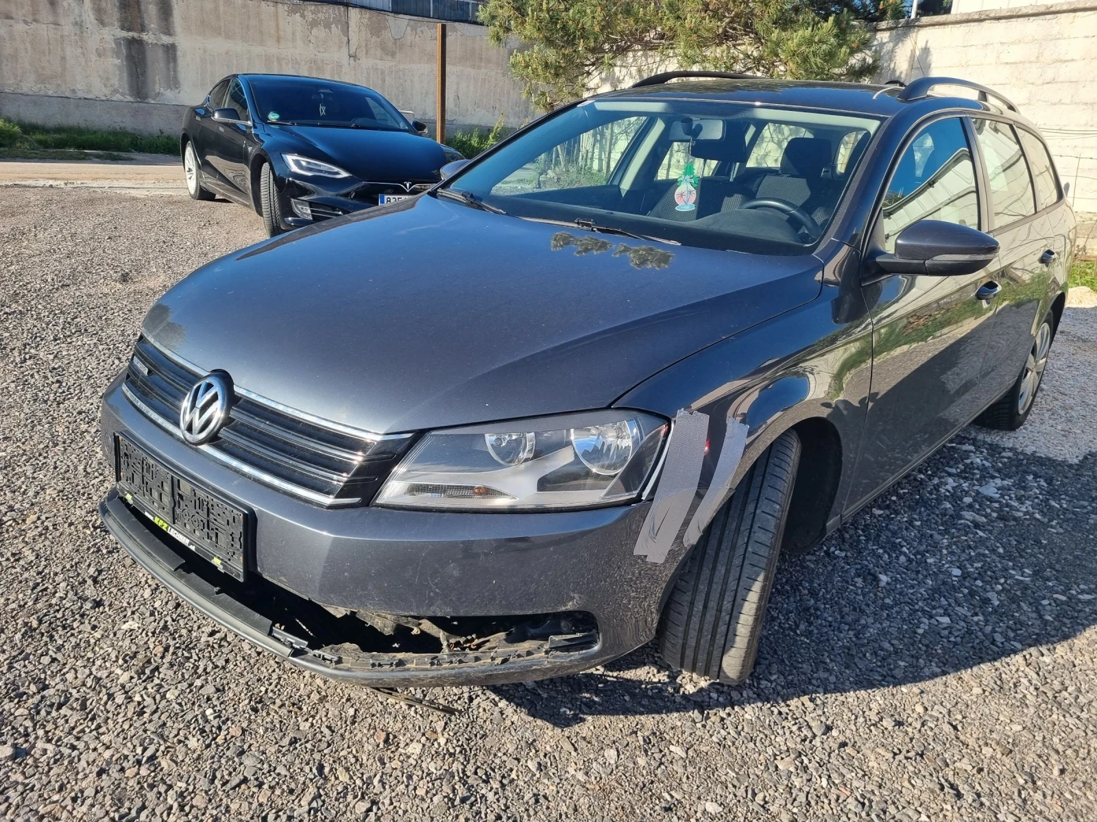 VW Passat 1.6tdi 6sk, снимка 9 - Автомобили и джипове - 54610532
