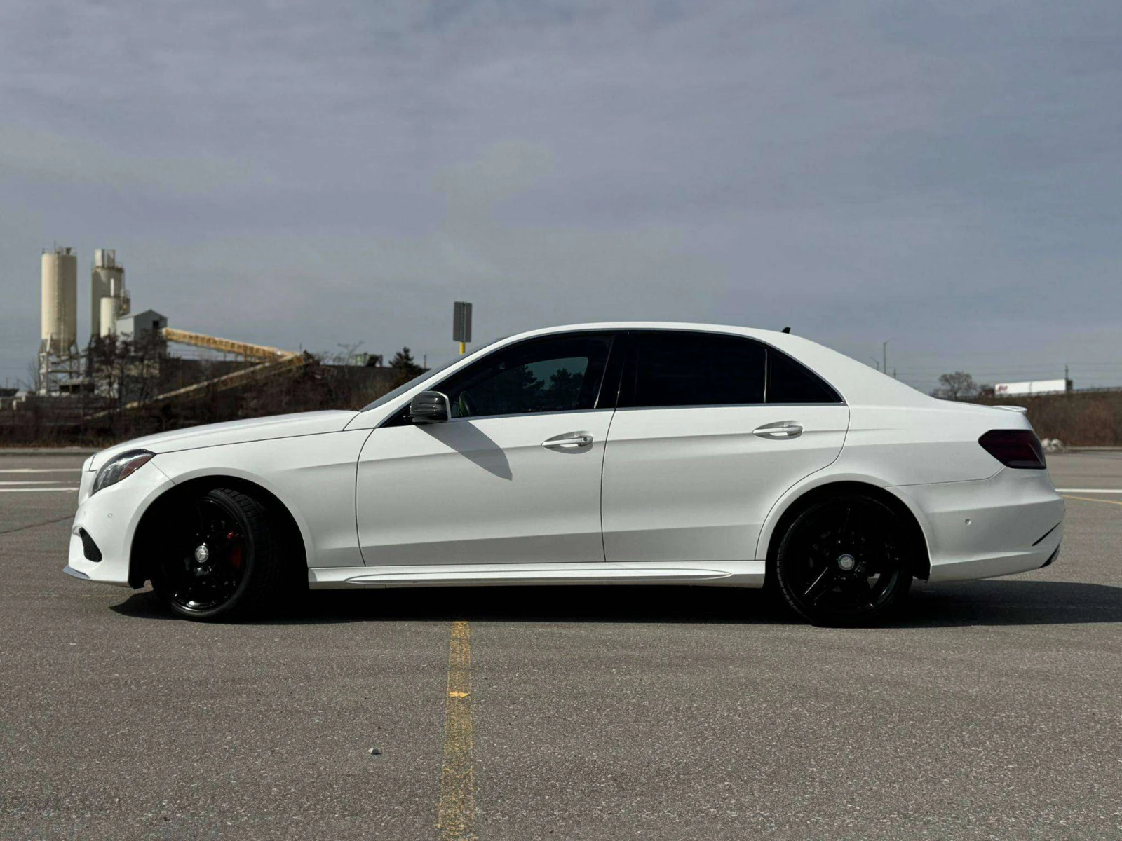 Mercedes-Benz E 400 PANO, MEMORY, CARPLAY, ЦЕНА ДО БГ, снимка 8 - Автомобили и джипове - 54841179