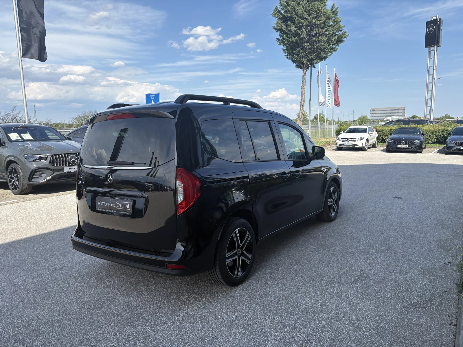 Mercedes-Benz T-класа 180d, снимка 5 - Автомобили и джипове - 55207165