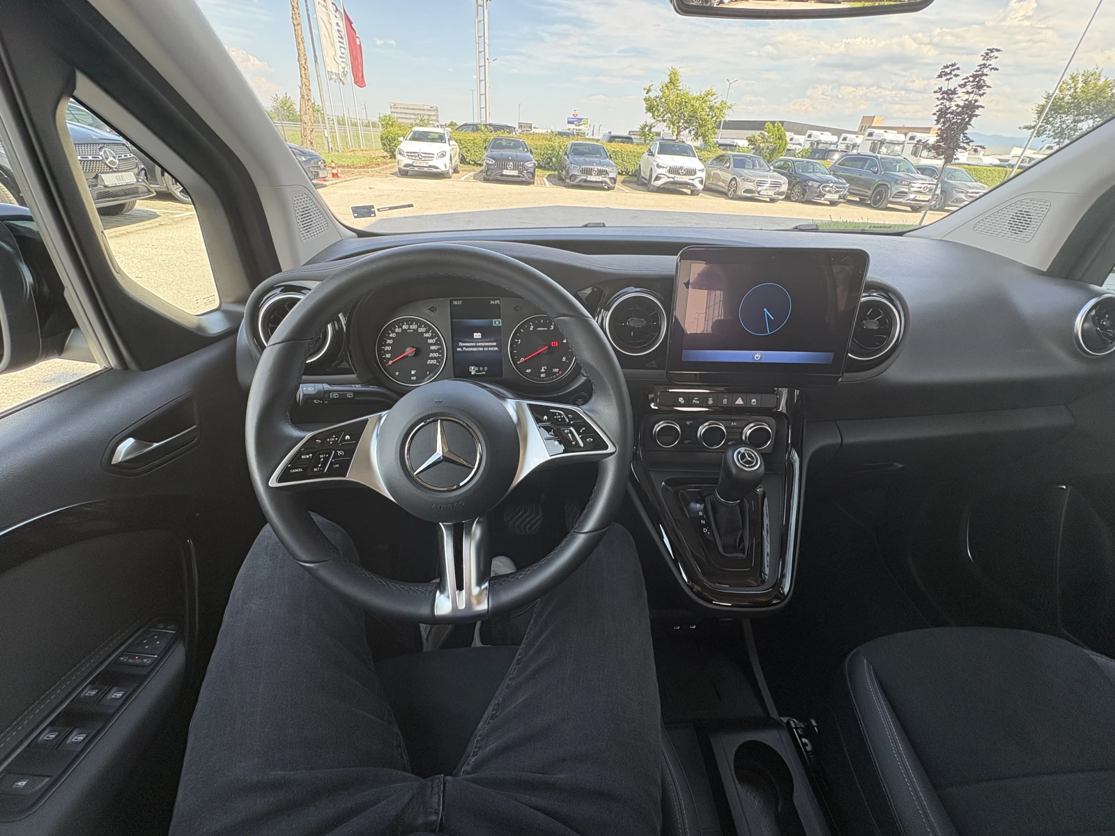 Mercedes-Benz T-класа 180d, снимка 10 - Автомобили и джипове - 55207165