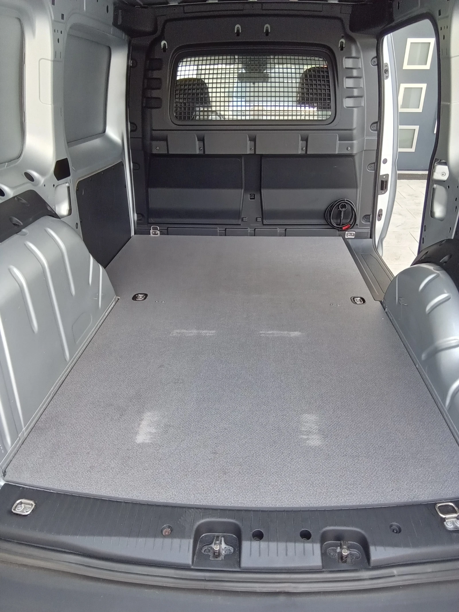 VW Caddy 1.5TFSI* MAXI* DSG* , снимка 8 - Автомобили и джипове - 55339397