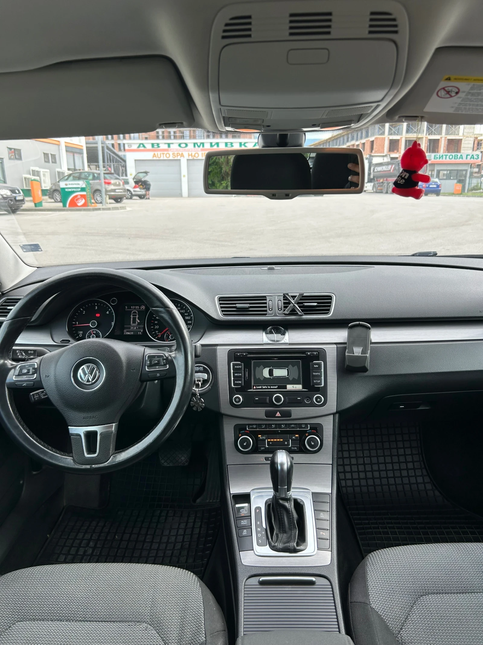 VW Passat 2.0 TDI 140kc, снимка 8 - Автомобили и джипове - 55409960