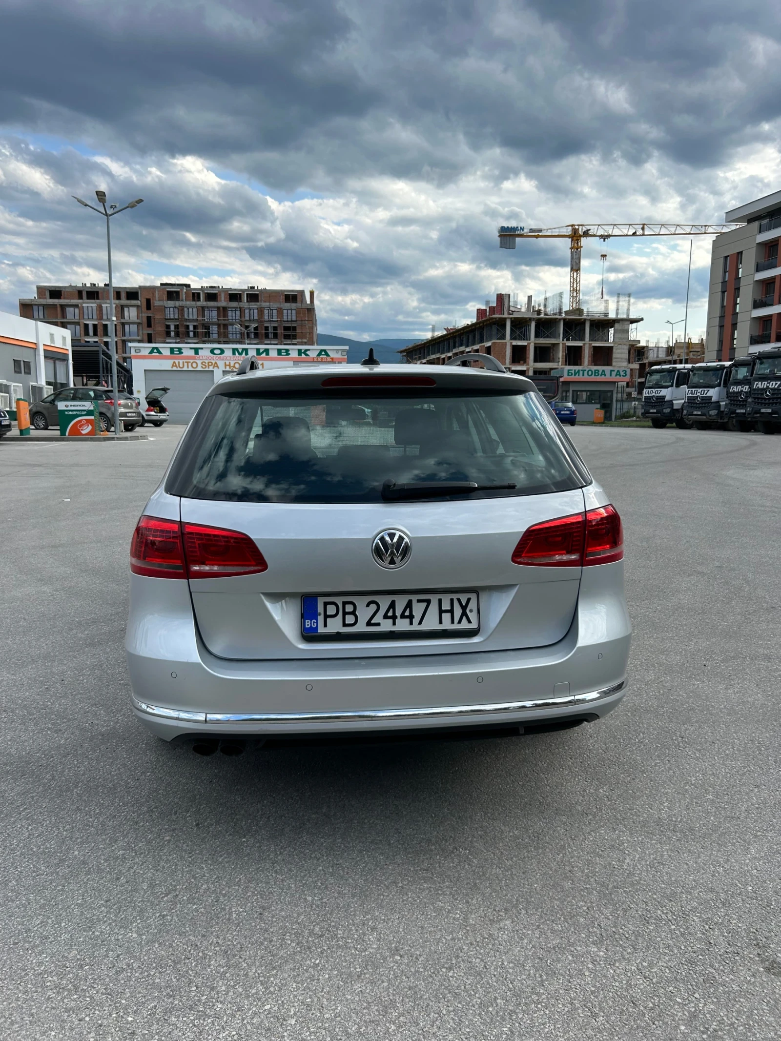 VW Passat 2.0 TDI 140kc, снимка 5 - Автомобили и джипове - 55409960