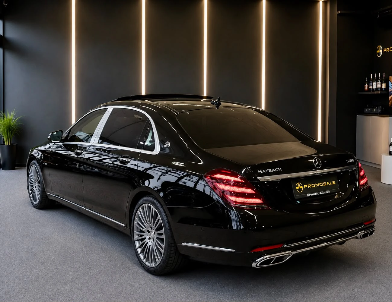 Mercedes-Benz S 560 MAYBACH* 4M* Designo* Full* Pano* TV* ЛИЗИНГ, снимка 4 - Автомобили и джипове - 55751800