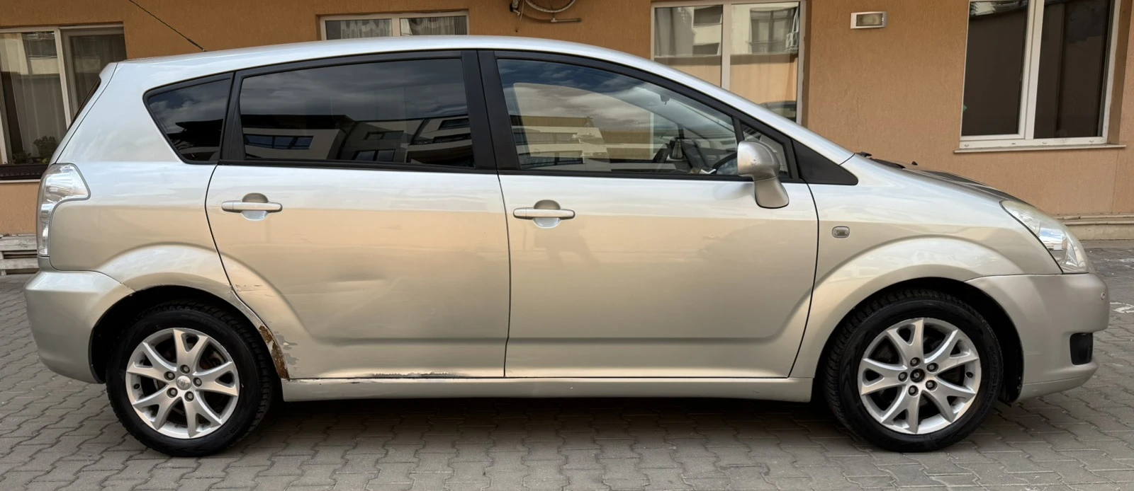 Toyota Corolla verso, снимка 4 - Автомобили и джипове - 55814992