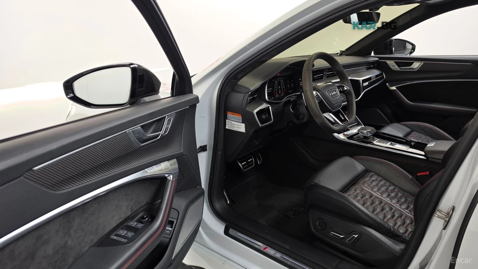 Audi Rs6 4.0TFSI* QUATTRO* ПОДГРЕВ* ОБДУХВАНЕ* ПАНО* 360* H, снимка 10 - Автомобили и джипове - 55847410
