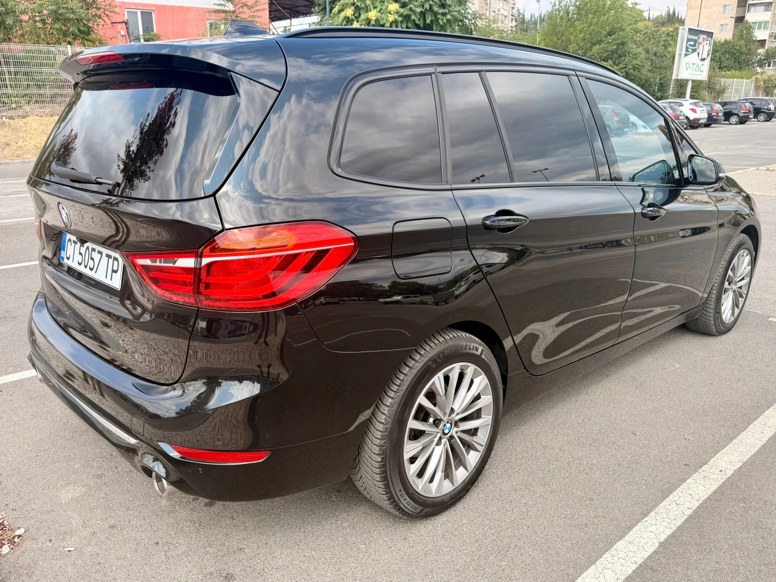 BMW 2 Gran Tourer 218d LCI , снимка 3 - Автомобили и джипове - 55887960
