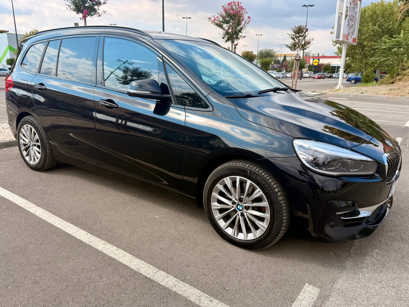 BMW 2 Gran Tourer 218d LCI , снимка 4 - Автомобили и джипове - 55887960