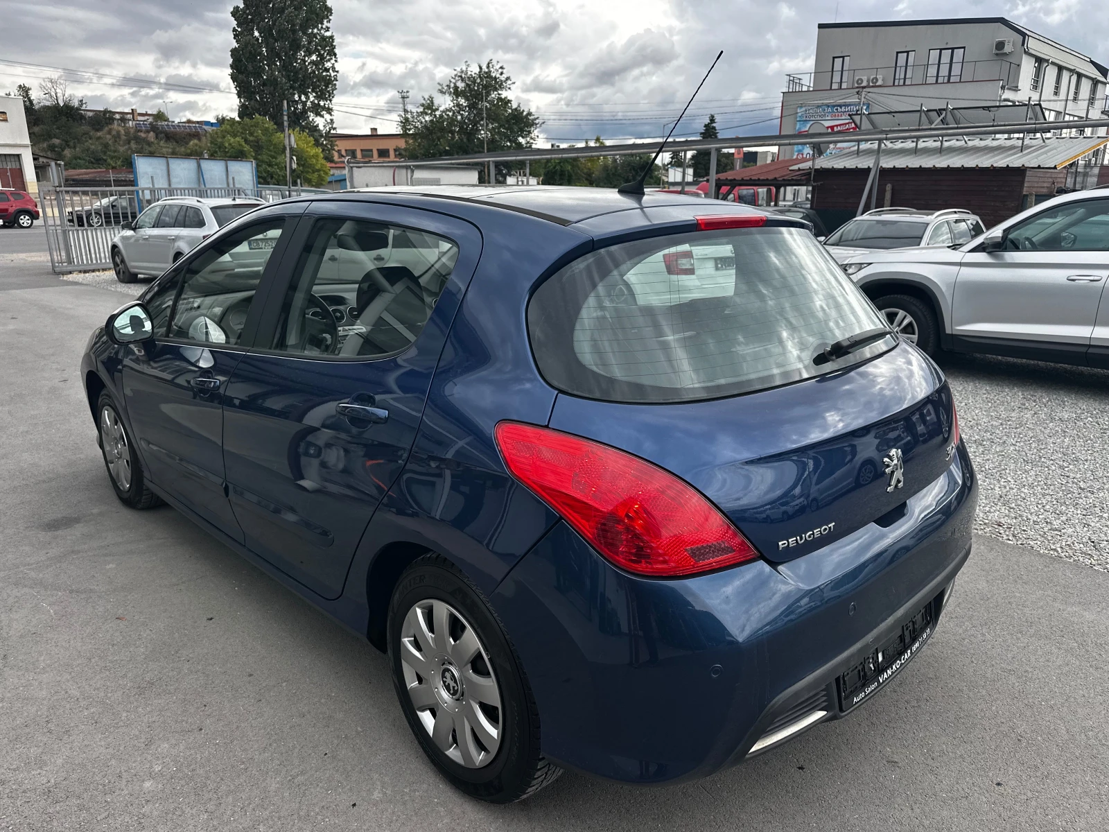 Peugeot 308 1.6i 120к.с Панорама, снимка 3 - Автомобили и джипове - 56193769