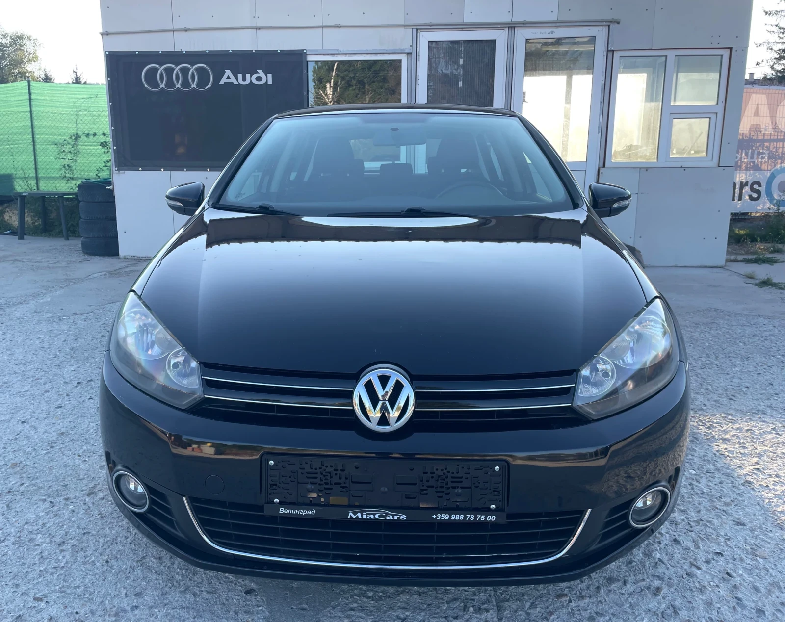 VW Golf 1.6i Bi-fuel gaz!!!, снимка 2 - Автомобили и джипове - 56200552