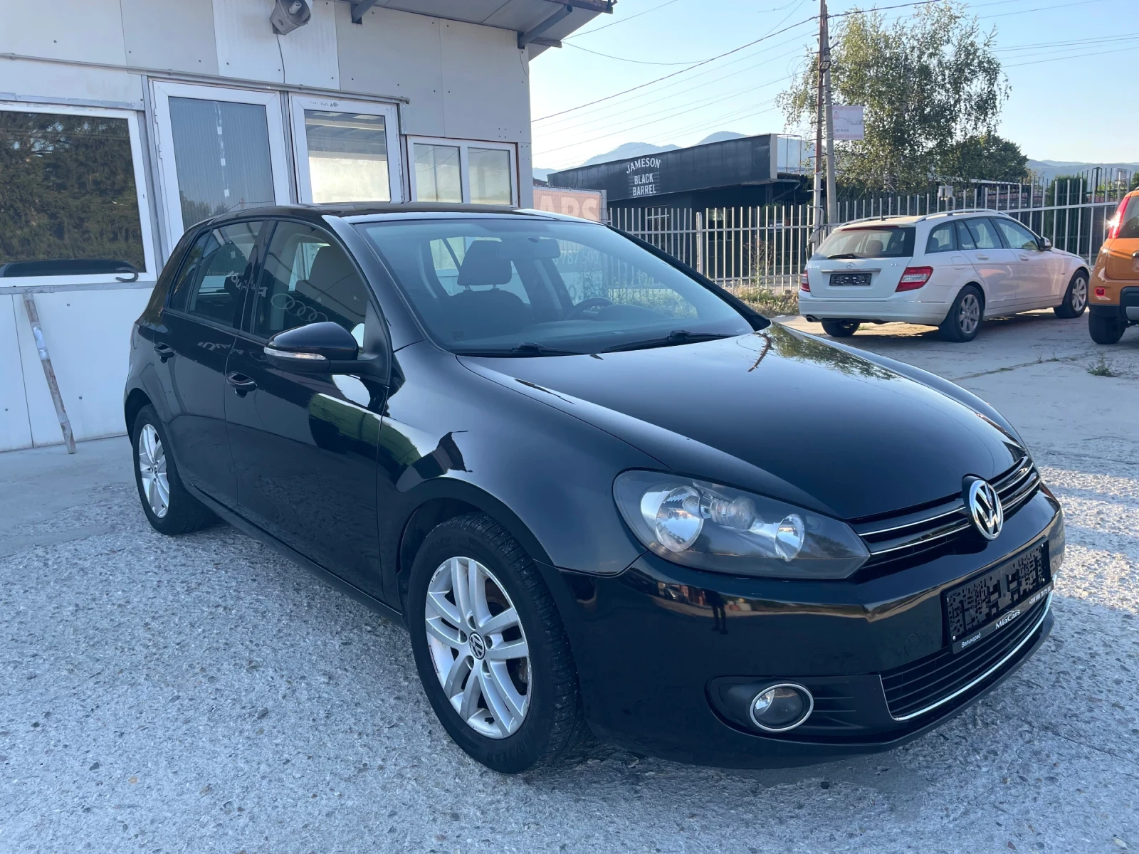 VW Golf 1.6i Bi-fuel gaz!!!, снимка 3 - Автомобили и джипове - 56200552