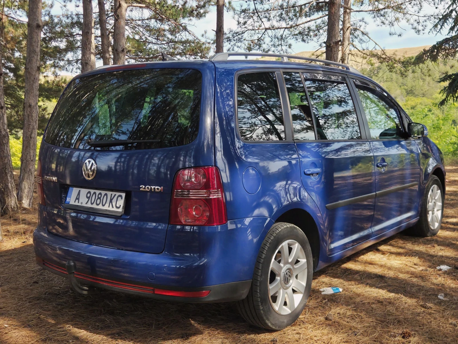VW Touran 2.0 140hp, снимка 6 - Автомобили и джипове - 56653401