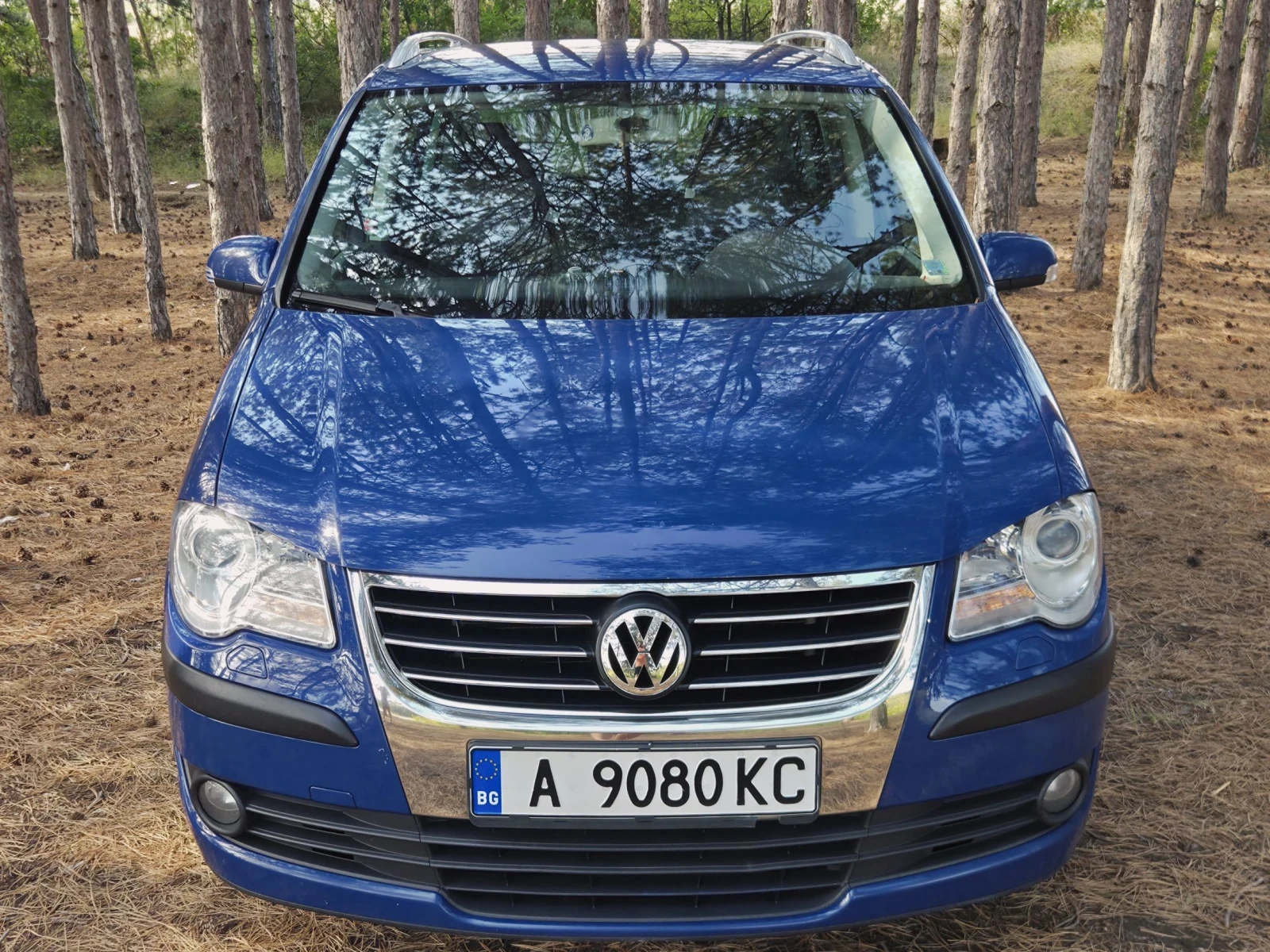 VW Touran 2.0 140hp, снимка 2 - Автомобили и джипове - 56653401