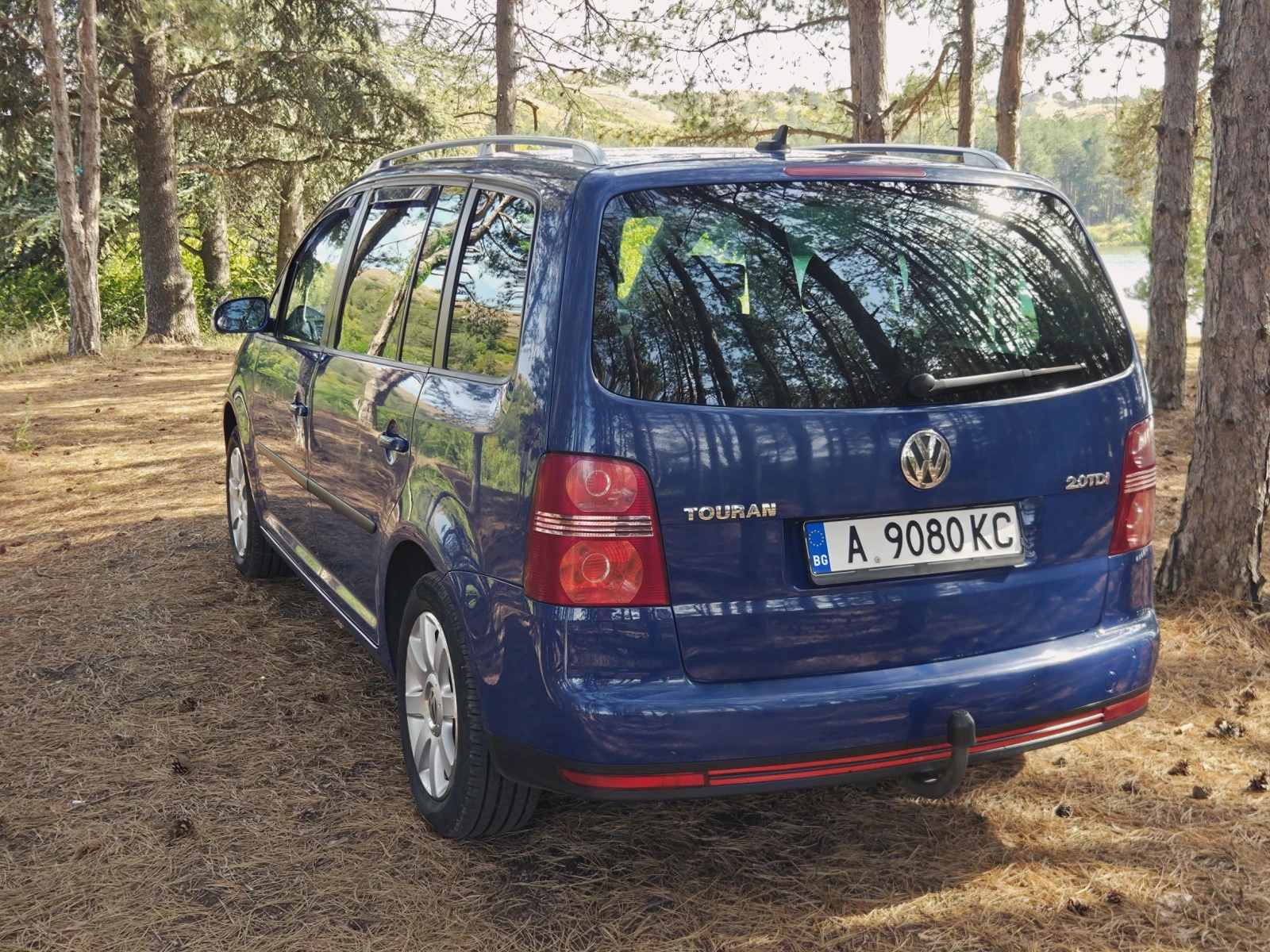 VW Touran 2.0 140hp, снимка 5 - Автомобили и джипове - 56653401