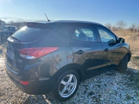 Hyundai IX35 2.0 163кс. ГАЗ 4х4 Keyless, снимка 5