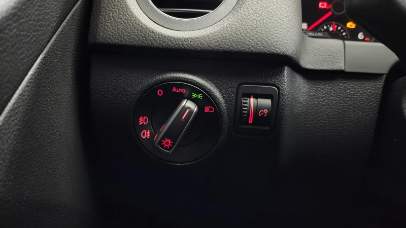 VW Tiguan 2.0TDI COMFORT autogeorge.com, снимка 17 - Автомобили и джипове - 51937291