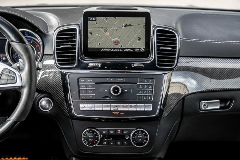 Mercedes-Benz GLE 63 S AMG FULL MAXX* BLACK FRIDAY* ЛИЗИНГ, снимка 11 - Автомобили и джипове - 52564060