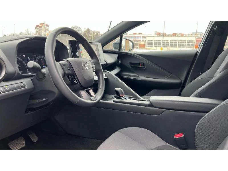 Toyota C-HR 1.8 Hybrid Club, снимка 9 - Автомобили и джипове - 49020220