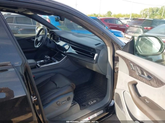 Audi Q8 * 55TFSI* PREMIUM* QUATTRO* * ПОДГРЕВ* ОБДУХВАНЕ* , снимка 5 - Автомобили и джипове - 54892269