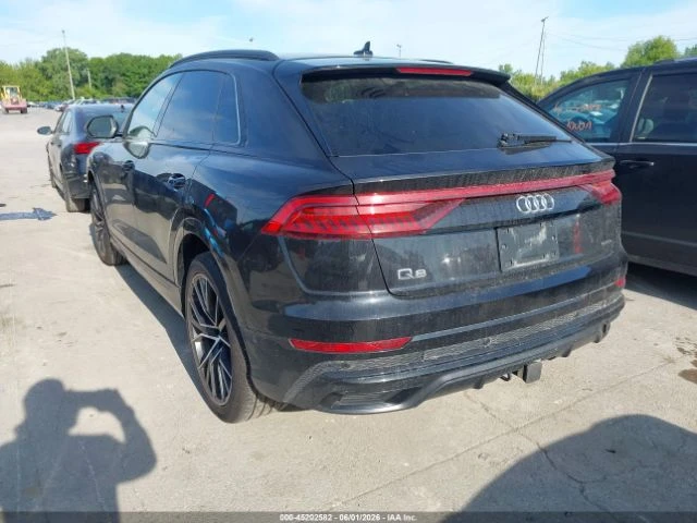 Audi Q8 * 55TFSI* PREMIUM* QUATTRO* * ПОДГРЕВ* ОБДУХВАНЕ* , снимка 3 - Автомобили и джипове - 54892269