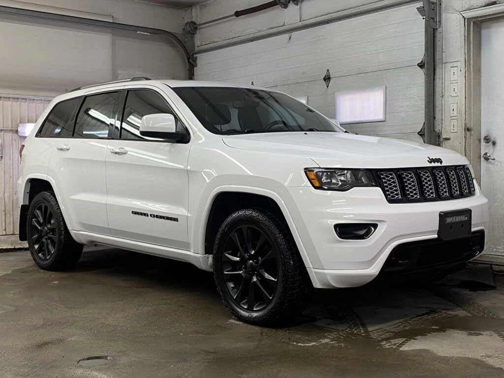 Jeep Grand cherokee Altitude * 4WD* АвтоКредит* (ЦЕНА ДО БГ) - изображение 2