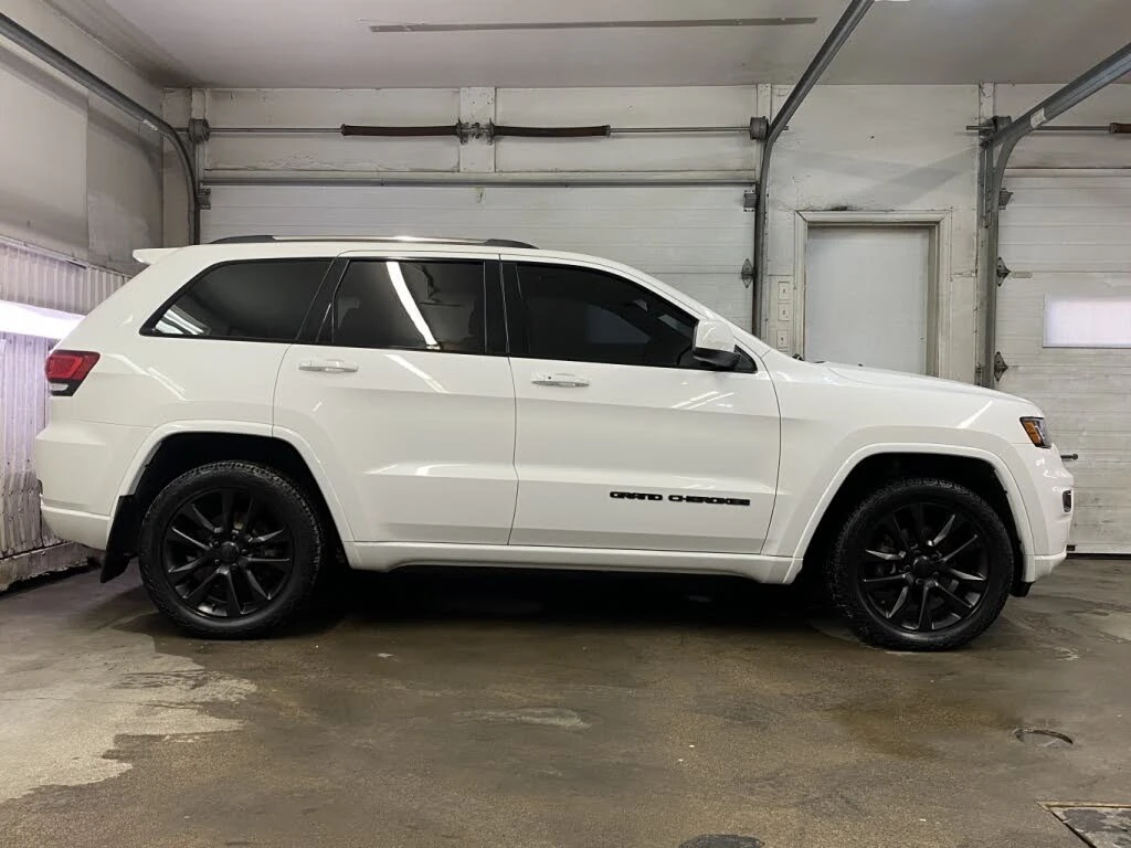 Jeep Grand cherokee Altitude * 4WD* АвтоКредит* (ЦЕНА ДО БГ) - изображение 4