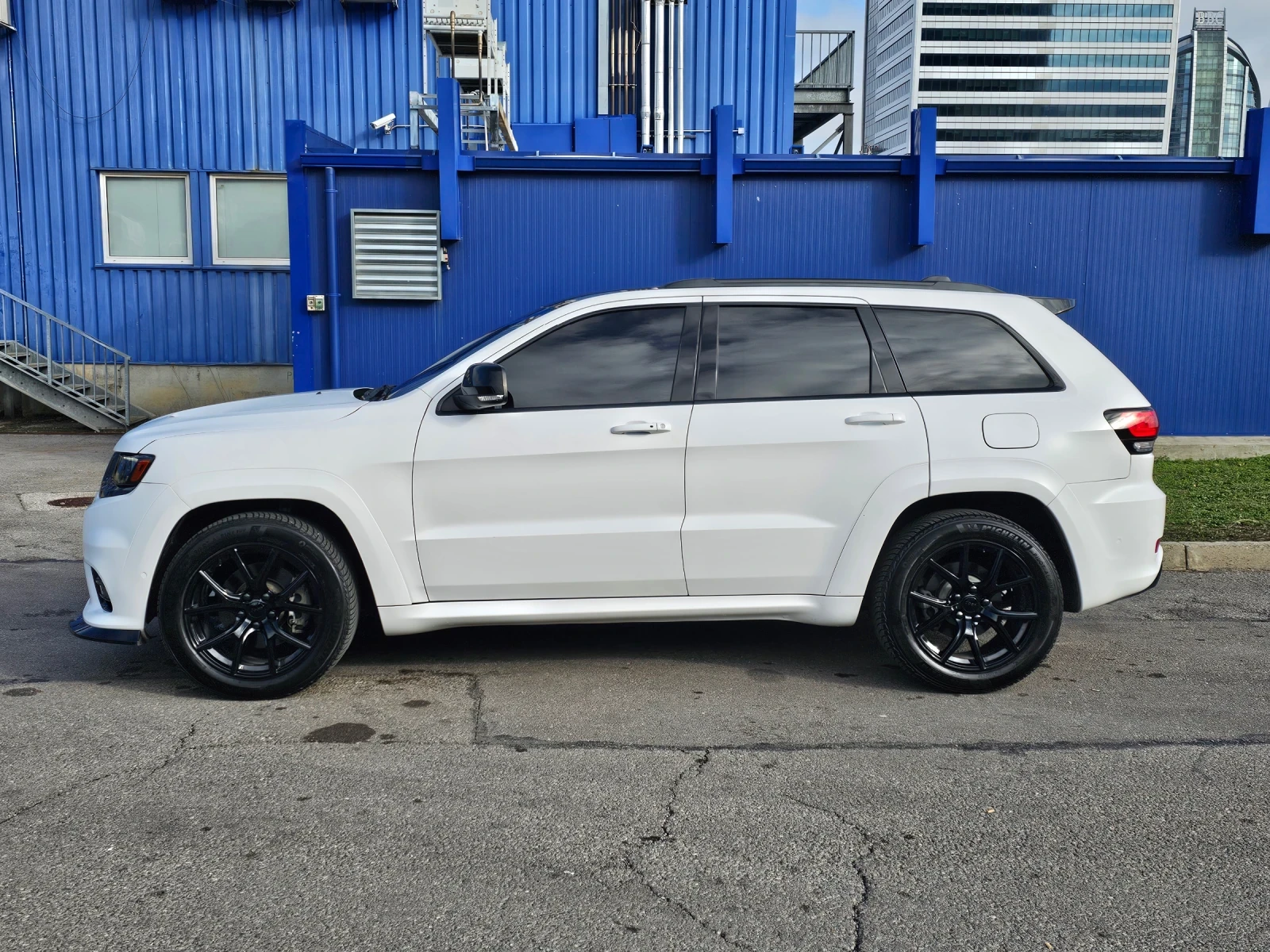 Jeep Grand cherokee SUMMIT - изображение 4