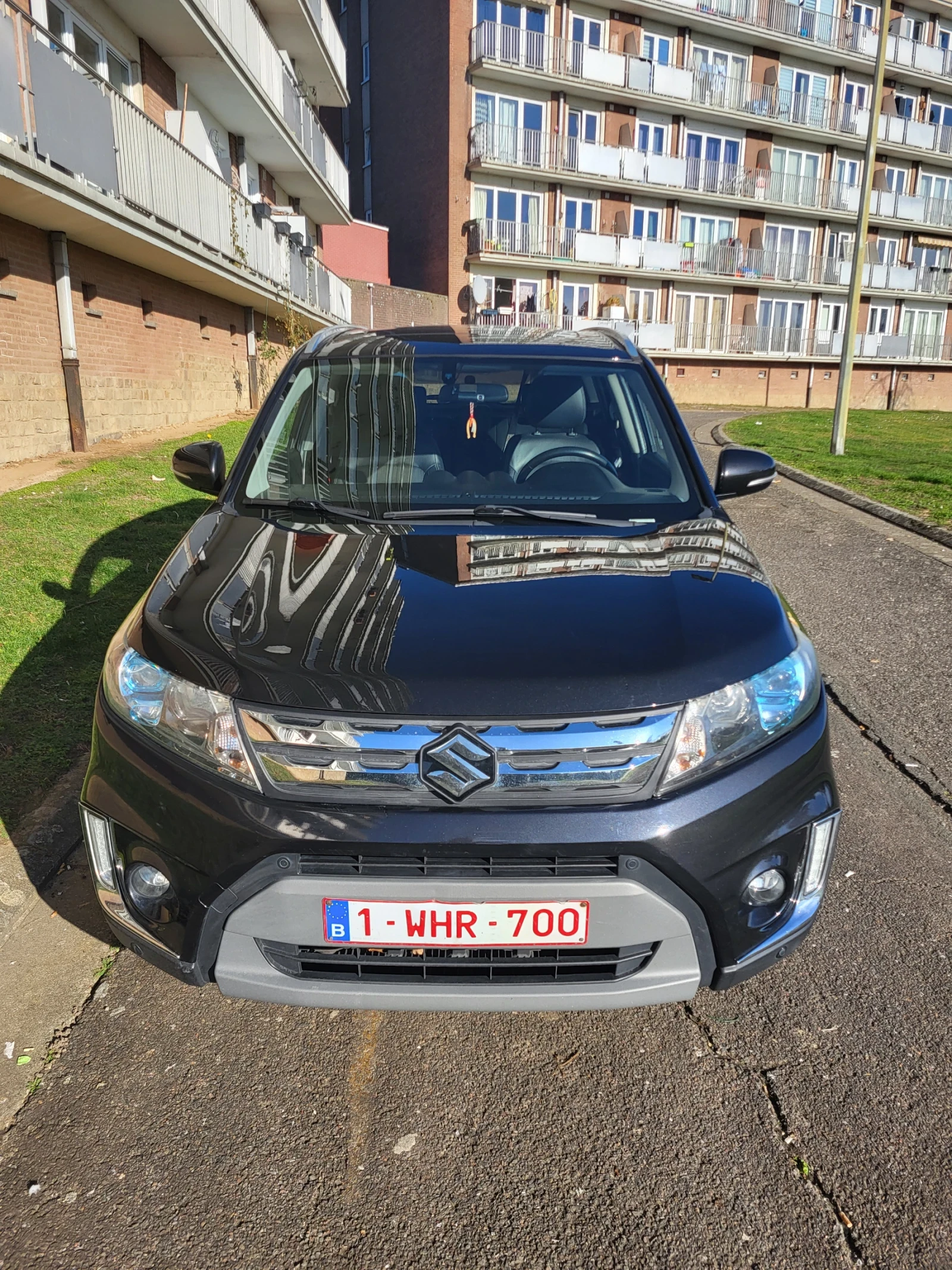Suzuki Vitara Automatic comfort, снимка 1 - Автомобили и джипове - 54183884