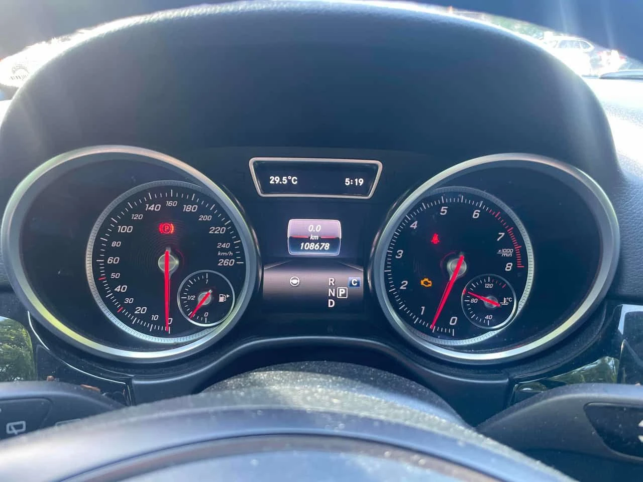 Mercedes-Benz GLE 400  * CARFAX * ОПЦИЯ ЗА ФИНАНСИРАНЕ, снимка 8 - Автомобили и джипове - 55328159