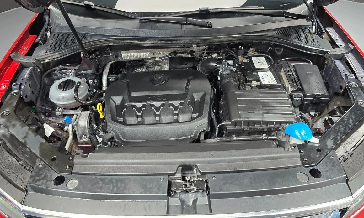 VW Tiguan, снимка 6 - Автомобили и джипове - 55644926