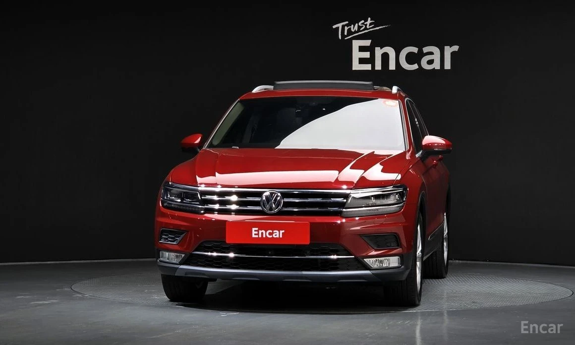 VW Tiguan, снимка 3 - Автомобили и джипове - 55644926