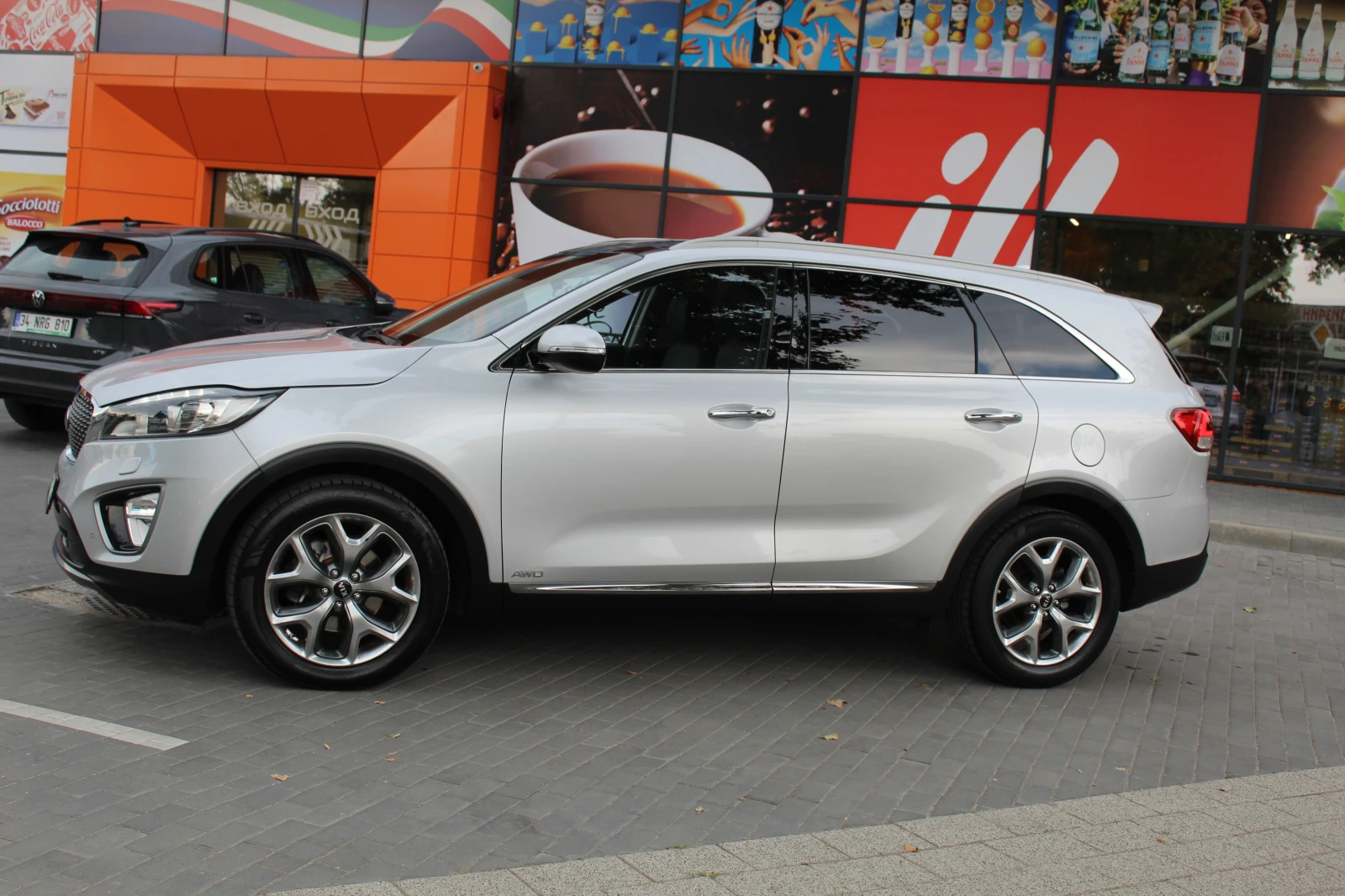 Kia Sorento Rebel 156K, снимка 9 - Автомобили и джипове - 55796280
