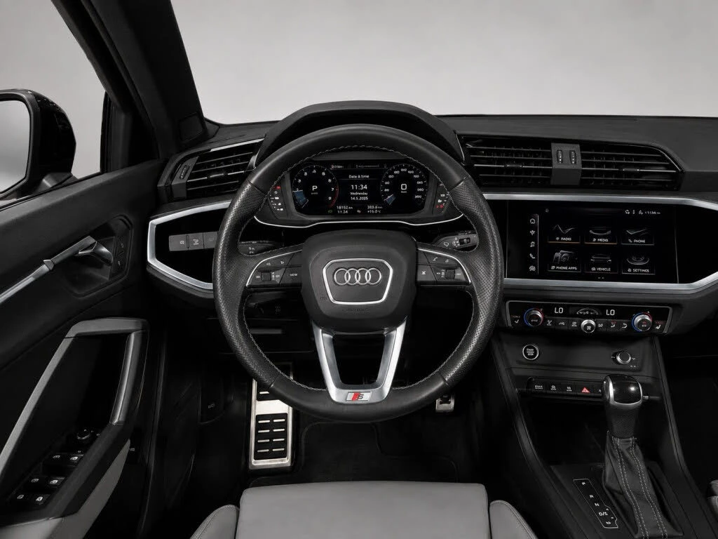 Audi Q3 Quattro Premium Plus S Line 45 TFSI, снимка 9 - Автомобили и джипове - 55949916