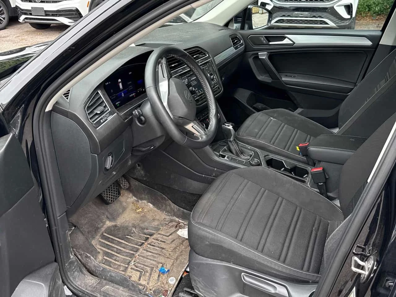 VW Tiguan * Trendline * CARFAX * БЕЗ ПЪРВОНАЧАЛНА ВНОСКА, снимка 5 - Автомобили и джипове - 56264503