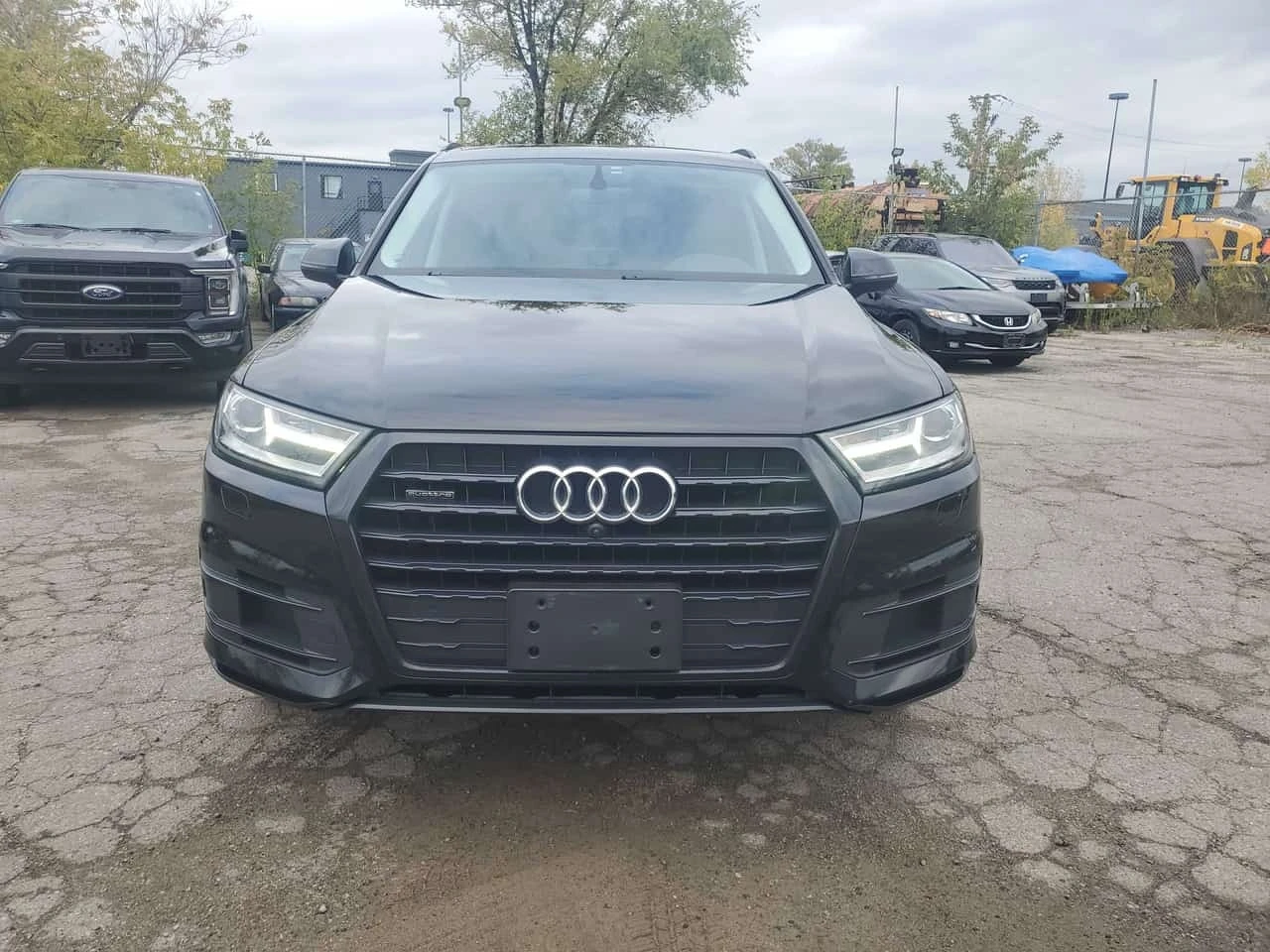 Audi Q7 * Progressiv 55 TFSI quattro * АВТОКРЕДИТ , снимка 2 - Автомобили и джипове - 56323929