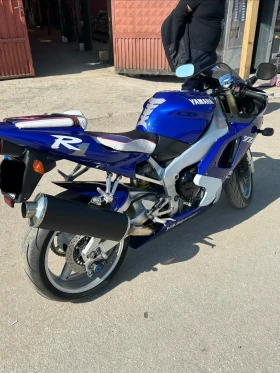 Yamaha YZF-R1, снимка 3