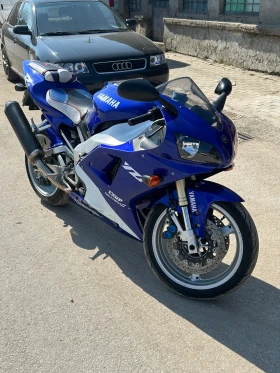 ����� �� �������� �� Yamaha YZF-R1