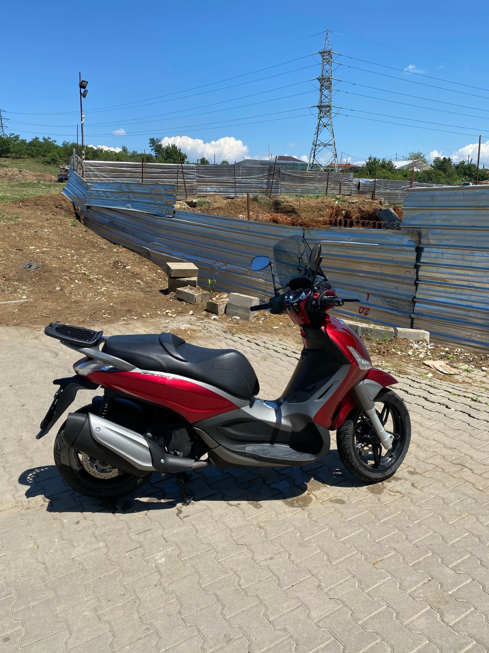 Piaggio Beverly 350ie ST - изображение 7