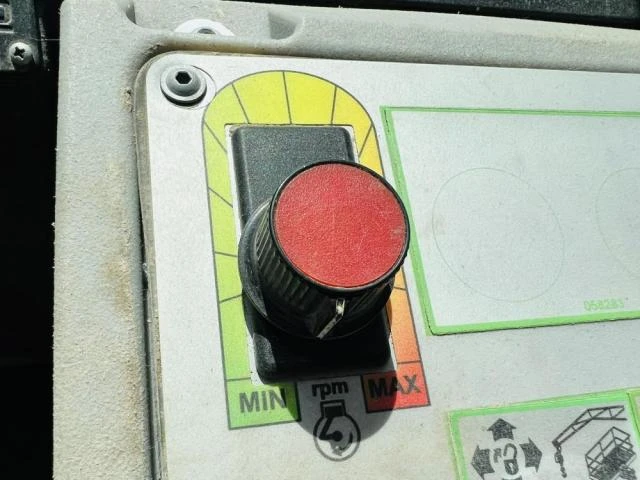 Телескопичен товарач Merlo P72.10 CS - изображение 4