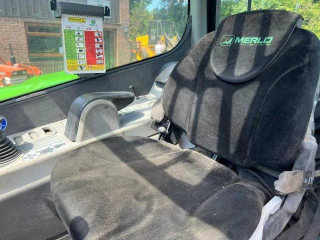 Телескопичен товарач Merlo P72.10 CS - изображение 10